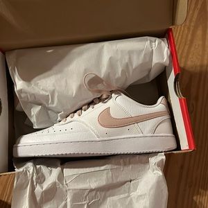 Nike Court Vision Low Sneakers